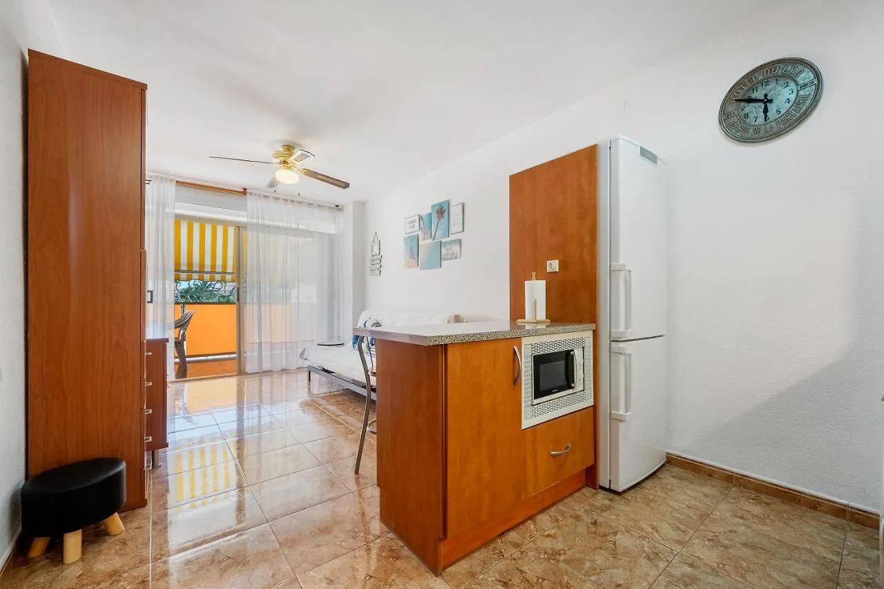 Mariwell'S Apartment La Pineda Spain